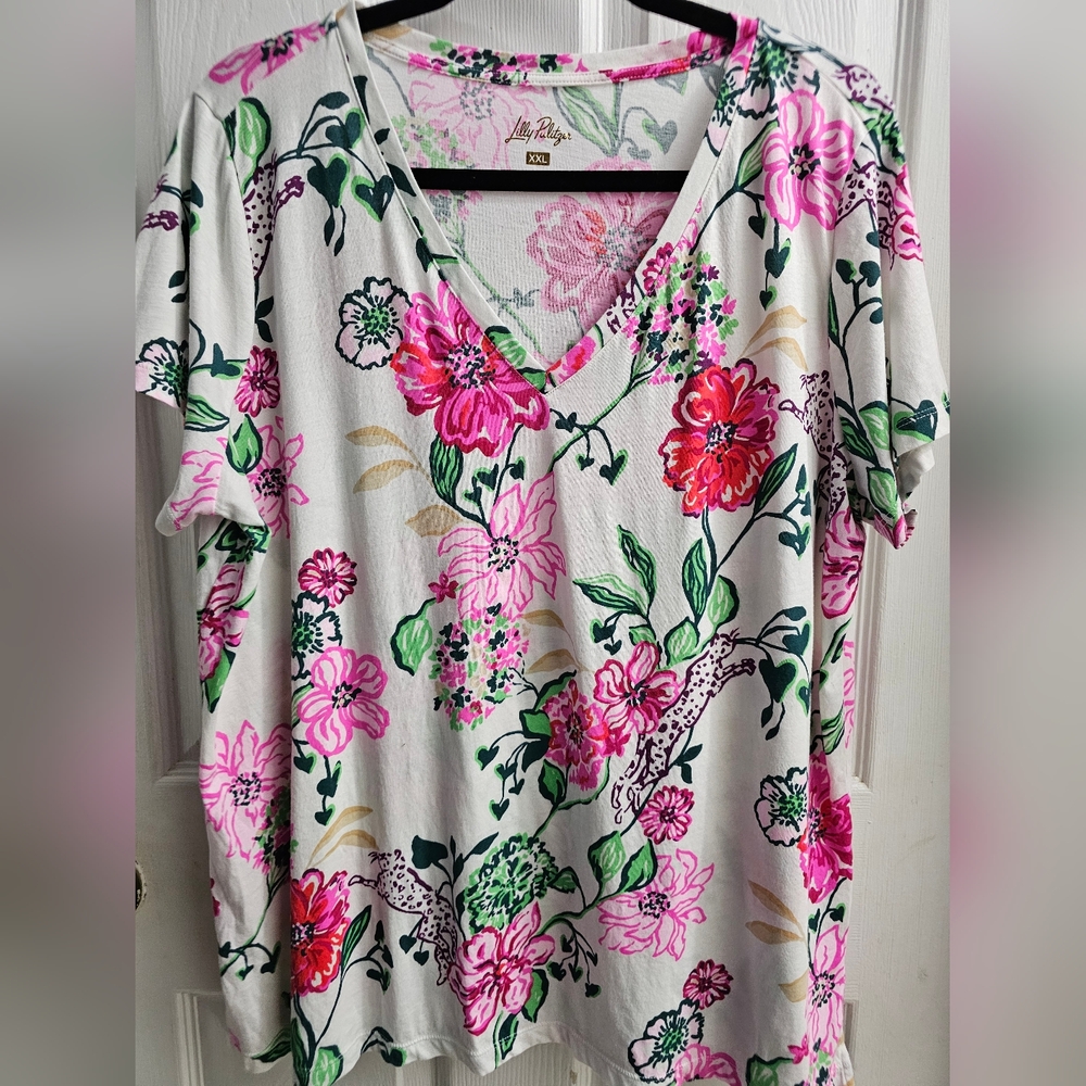 Lilly Pulitzer Meredith Cotton V-Neck Tee Coconut Safari Sanctuary XXL